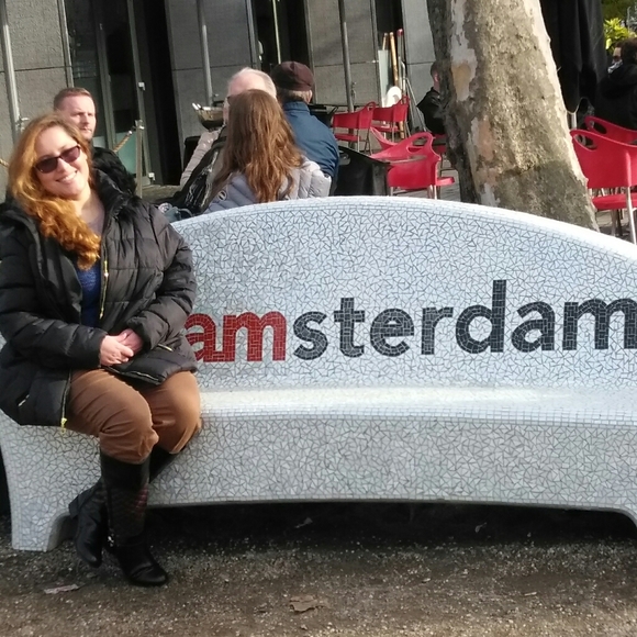 Meet your Posher, Isabel - Picture 3 of 3